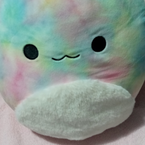 NWT 11" Tinley the Axolotl Squishmallow - Picture 6 of 6